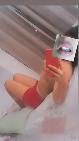 Morena cachorrona sem frescura no sexo. só não  faço anal mais resto deixa acontecer entre  4 paredes. Adoro letinho na cara e na boca 