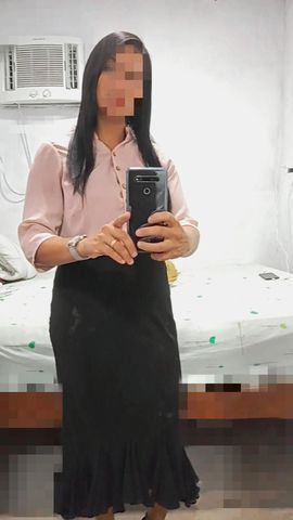 Sou uma morena casada estilo namoradinha com um bumbum bem guloso,venha realizar sua fantasia,em casa uma dama dona de casa exemplar e na rua uma p... na cama com outro macho.
