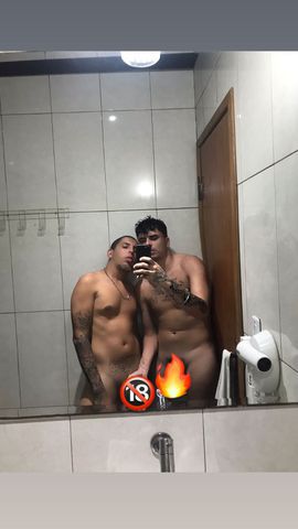 homens Nova Iguaçu - RJ 26 anos Curtimos 1 a mas pra sexo! Curtimos moral e vendemos conteúdo também 21978818992 WhatsApp 