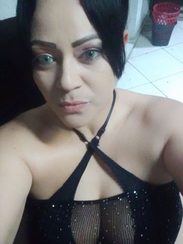 Vendo vídeos transando  237992