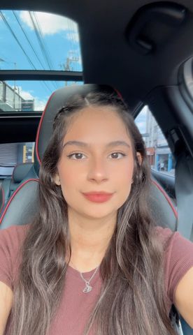 Eu sou a Isa Gênova, uma terapeuta profissional formada em terapia e massagem tântrica. Sei que o que você busca é sexo ou as vezes algo mais íntimo e profundo que isso, mas também entendo as suas frustrações por aqui.

Nesse caminho, quero apresentar novas experiências de prazer, através de massagens, porém gostaria de mostrar algo que vai além de simples massagens, proporcionando um momento que seja o mais natural e acolhedor possível.

Seja sua busca por desenvolvimento, tratamento ou curiosidade. A sua experiência comigo pode permanecer em seus pensamentos e romper os limites da sala de massagem, levando o tantra para suas relações afetivas através da consciência sexual.

Deixo claro que não sou acompanhante e a terapia tântrica não envolve nenhum tipo de sexo com a terapeuta. Atendo apenas em um espaço tântrico preparado e lá podemos praticar desenvolver seu desempenho sexual.

Se para você faz sentido viver essa experiência, então será um prazer conhecê lo aqui em Limeira, para marcar uma sessão ou mais informações é só enviar uma mensagem no whatsapp 19989673680, até mais.