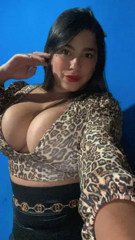 Hanna Novaes com local 24 horas disponível  385655