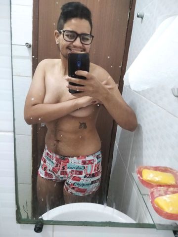 trans Caruaru - PE morena 24 anos Homem Trans versátil alto e novinho disposto a te satisfazer