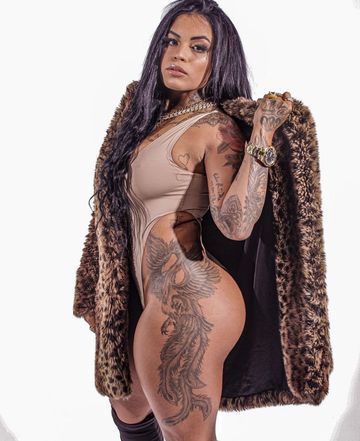 Monique Sapeca 84075