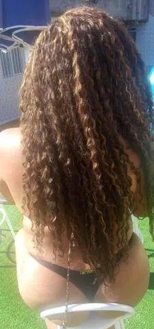Simpática, carinhosa e com jeitinho de namoradinha... se você procura uma companhia leve, um papo gostoso e momentos de puro carinho e prazer entre em contato amor e permita-se viver essa experiência inesquecível.
Sexo oral bem babadinho e sexo vaginal bem gostoso ... 