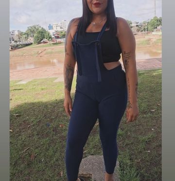 Disponível  paciente educada...