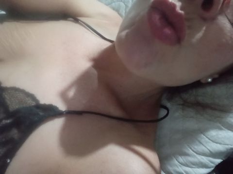 Mulher experiente, sem frescura, natural, carinhosa, realiza fetiches e fantasias sexuais 