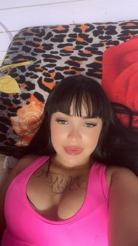 Chamem amores 
150 30minutos 
300 1hora 
Faço oral sem camisinha 
Anal é mais caro 
