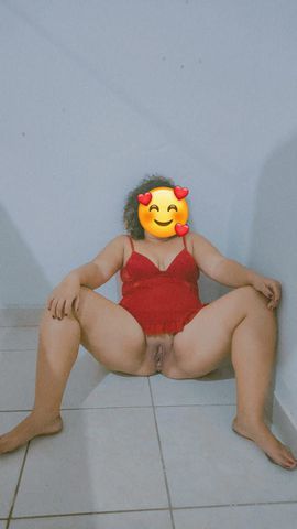 No atendimento ao atendimento calmo respeitando também com o horário faço tudo completinho