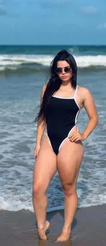 Olá gente eu sou a Débora, venha ter o prazer de receber a melhor  massagem da ilha
sou carinhosa fogosa 🔥 e cheia de tesão
estiilo namoradinha
sem frescura e amo fazer amor
estou ansiosa esperando sua mensagem.