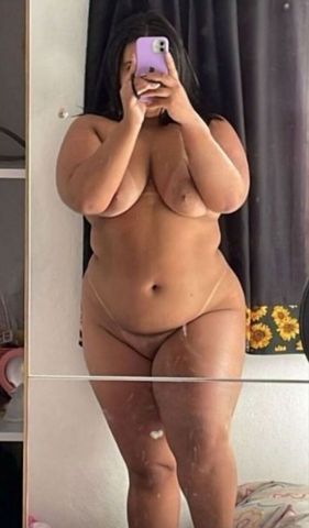 Ola amores deixe me apresentar sou uma bela mulher de corpo escultural educação incrivel e muita disposição pra te tirar da rotina com sexo gostoso , me de a oportunidade de mostrar minhas habilidades!