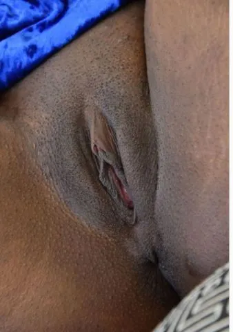 Não tenho local só atendo a domicílio ou motel da preferência do cliente 30 minutos 130 reais sexo anal 1 hora 200 rapidinha 100