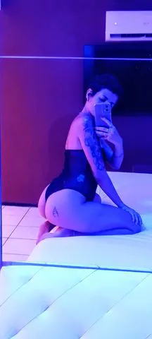 SEM LOCAL / SEM ANAL
Carinha de safada, sexo quente, beijos intensos e um oral beeeem babadinho pra te fazer delirar, daquele jeitinho!
Atendo casais.
Vamos fazer umas sacanagens bem gostosas hoje...