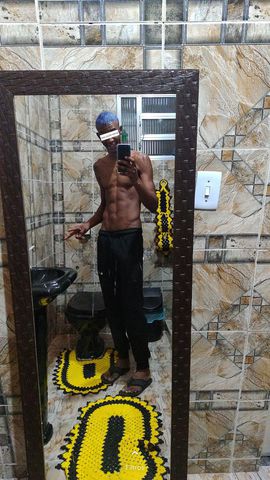 homens Rio De Janeiro - RJ 22 anos 😏 safado, 50% antes e valores a combinar ☺️
