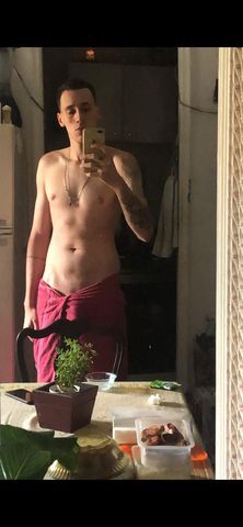 Olá seja Bem vindo a minha página me chamo  white hors rsrsrs tenho 22 anos 21cm Dot com 1.92 de altura discreto total , não tenho local e tenho disponibilidade de ir até você me chama e vamos combinar p