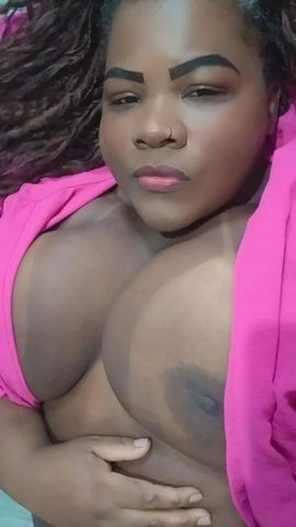 Olá,Me chamo"Nanda",tenho 40  anos, de pura gostosura,1.69 de altura, gordinha,seios avantajados, bumbum Guloso coxas grossas, pepeka lisinha e apertadinha,se vc é admirador de Gordas está no perfil certo 
Adoro sentir uma língua Quente na minha Pepeka 😋👿🔥chama bb

