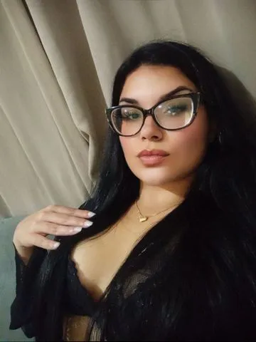 Oii amores venha conhecer sua putinha que adora toma leitinho, estou aqui pra te satisfazer,me chama pra a gente pode agendar um horário, atendo toda região na volta 