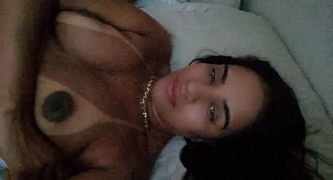 Sou uma nobre companhia, carinhosa, atenciosa, autêntica e discreta.
Para homens seletivos que prezam por qualidade, sem enganação, fotos naturais e autenticas.
DÚVIDO NÃO SE FIDELIZAR!!!
Tenho facilidade para pessoas tímidas e inexperiente, tudo flui no ritmo certo.
Atendo no meu local particular discreto e confortável.
Beijos da Nathi ! 
Dúvido você se fidelizar 🔥❤️