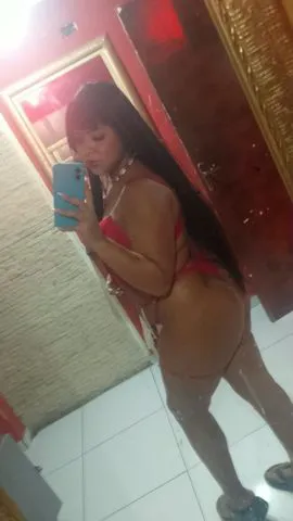 Sou uma preta deliciosa pronta pra te dar prazer vem ser feliz e gozar gostoso 
