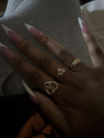 Olá amor sou a Serena, essa bela acompanhante das fotos, tenho 22 anos e em meu atendimento você terá o melhor de mim.

Amo preliminares e tudo acontece naturalmente, sou bem cuidada então para um atendimento a vontade peço que a sua higiene esteja igual.

Para maiores informações me ligue ou me chame no WhatsApp 

Tenho local a 5 minutos do metrô Pinheiros em São Paulo Capital.