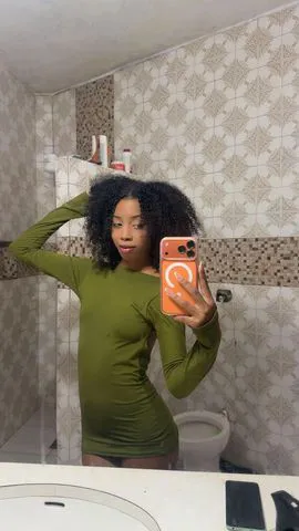 É um prazer, meus amores. Me chamo
Hellen, sou uma escort ao estilo
namoradinha, dona de um corpo todo
natural, a pele macia e cheirosa, e toda
empinadinha.
Sem frescuras na cama, teremos um
encontro bem descontraído. Curto boas
conversas e um bom sexo, meu vaginal
apertadinho vai te deixar louquinho de
tanto prazer.
Estou atuando em domicílios da cidade
de João pessoa, e caso tenha real interesse em
vir me encontrar, basta me chamar agora
mesmo no WhatsApp e
agendar. Beijinhos.