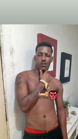 20cm preto simpático higiênico e educado.. venham conhecer realizo chamada de vídeos e tenho packs 