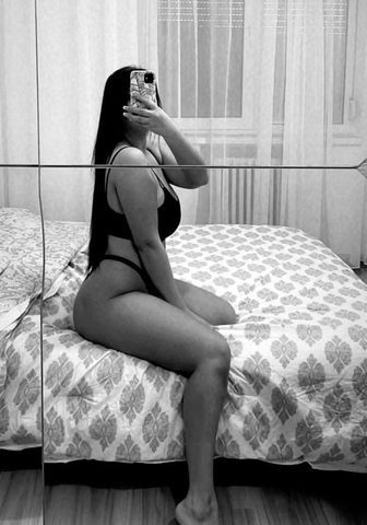 Morena cheirosa, carinhosa estilo namoradinha 