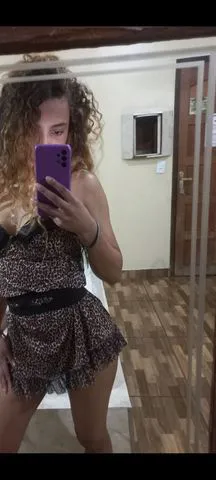Olá, uma jovem autêntica e cheia de energia 
Preferência por coroas ❤️😘
Amo ser mimada ❤️$