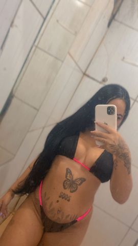 Olá meus amores me chamo Larissa meu atendimento acontece em hotéis e motéis de Camaragibe, tenho uma bucetinha deliciosa e viciante faço um oral bem babadinho atendo sem pressa sou simpática carinhosa educada e gentil e paciente venha já reservar seu horário 
