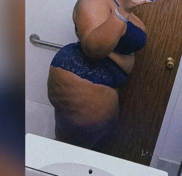 Oiê eu sou a Nanda ,uma jovem coroa,que adora mamar gostoso,e adora sentir uma pica Quente na raba,se vc é admirador de Gordelicia não perca tempo chama 😋👿🔥 

