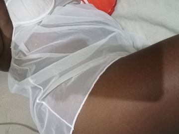 Oiê me chamo Nayla sou iniciante no ramo sou muito carinhosa,Educada, simpática.. vou fazer o possível pra tornar nosso encontro muito prazeroso e agradável 🔥😈 Totalmente sigiloso(Não TENHO LOCAL) só chamem se Realmente Tiverem Interesse!