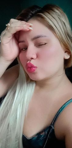 Oral natural sem limites de gozada safada na cama venda de conteúdo e faço vídeo chamada novinha e gostosa