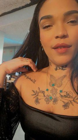 Layla 329618