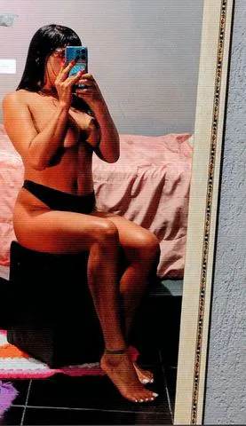 Voltei,100 1h bem gostosinho sou do Ipiranga morena liberal atendo em hotel 🏩 chama amores😉Liberte sua imaginação e desperte seus instintos mais ardentes🔥 quero 🥛🍼