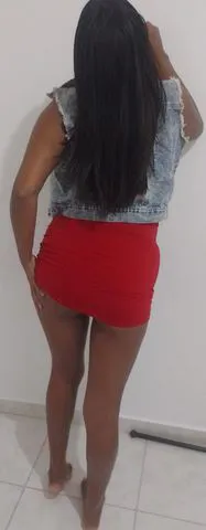 Morena da pelo cor de Jambo Sensual  e atraente faço um Boquete bem gostoso e molhadinho com A Xerequinha apertada  e quente