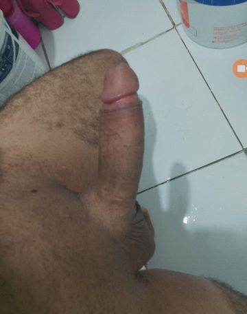 Olá meus amores. Meu nome é Fabinho vendo fotos e vídeos, inclusive personalizados falando o seu nome. Também estou disponível para um programa bem caprichado e com uma deliciosa massagem para deixar você completamente relaxada. Prazer absoluto !! 
