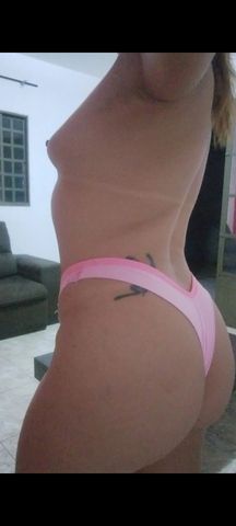 Olá coração, prazer, sou Dalila Gavassy, uma mulher quenteeee, muito quente!!!
Estilo namoradinha, Safada, tarada, envolvente.

Meu atendimento é completo, faço massagem sensual relaxante, depois vou abaixando com minha boca quente até chegar no seu brinquedo, deixo ele todo babadinho, sem pressa, depois sento em cima de você com minha PPK molhadinha, até que eu peça pra você comer meu cuzinho gostoso...

E podemos aproveitar bem seu tempo comigo.

Local seguro e discreto 
