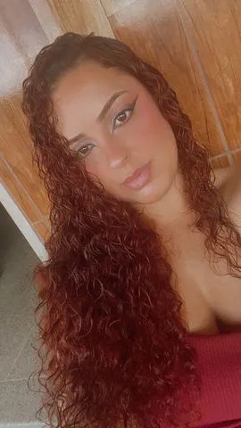 Trabalha eu e minha amiga juntas 