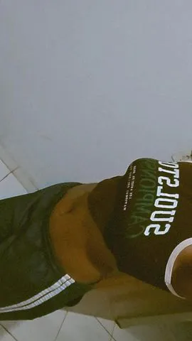 Morena quente, olhar que provoca e uma companhia que você vai querer repetir… mais de uma vez🔥🤤