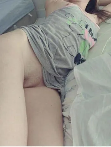 Bucetinha Apertadinha só  100,00 a Rapidinha, ja c local incluido.No João Paulo II. 
NAO FAÇO ANAL. e N atendo Casais. ATENDO APENAS NO MEU LOCAL.