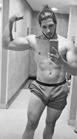 O prazer do sexo
Segue zap 849 96692373