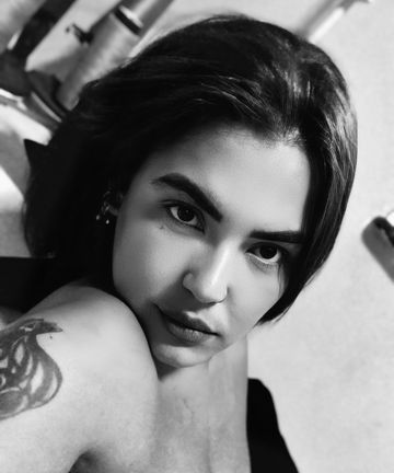 Linda, simpática, corpo perfeito! 