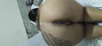 Oi mores,
Uma morena estilo mulherão , educada,cheirosa, simpática e cheia de tesão !
Gosto de fazer o oral  bem babadinho sem camisinha (dependendo da higiene)
Faço todas as posições, anal tbm faço porém depende do tamanho
Não sou apressada, gosto de satisfazer o cliente.

Faço massagem trântrica e relaxante, 
Faço chamada vídeo tbm, atendimento virtual e presencial.
Tô esperando você, NÃO TENHO LOCAL ATENDIMENTO EM MOTÉIS OU POUSADAS.