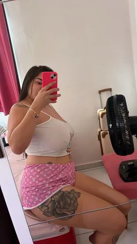 Olá , tudo bem ? Ao me chamar peço que leia a descrição do site ! 
 na cama sou tranquila e sem frescura faço oral e vaginal não faço anal então ao me chamar peço que sejam decididos . Uber de ida e volta por conta do cliente 
