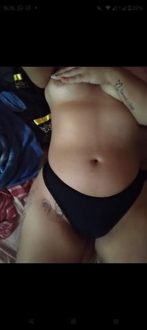 Sou uma gordinha branca e loira sem frescura atendo motel , pronta pra te realizar e satisfazer 