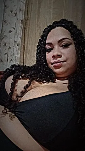 Morena baixinha * Quero ser a pessoa que realiza todos os seus desejos mais secretos. 😈💋🌶🔥   
Chamadas de vídeo , fotos , e videos !                                  Obs : cada desejo tem um valor diferente. 