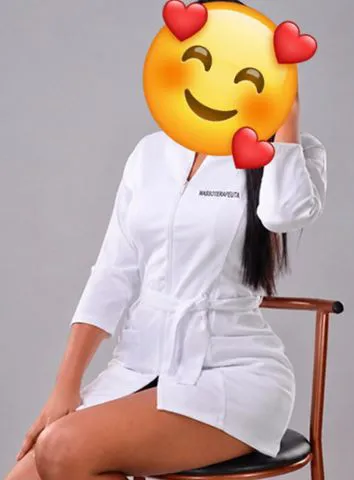 Ola sou jully trabalho com massagem e algo mais
Trabalho com  as seguintes  massagem 
Relaxante 
Nuru
Mix de massagem 
Entre outras
Meu atendimento e conhecido pelo cuidado extremo e carinhoso
Aqui vc encontra um ambiente acolhedor aonde vc pode relaxar completamente sem preocupação 
Ofereço  espaço limpo ,climatizado  e facil acesso 
Horário agendado 