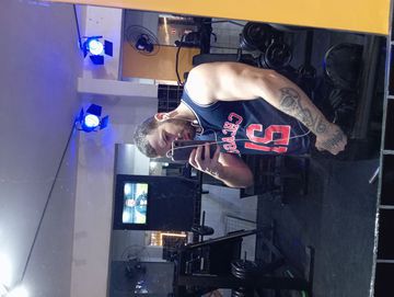 Não tenho local
Atendo em motel ou seu local.
Tenho vídeos exclusivos.