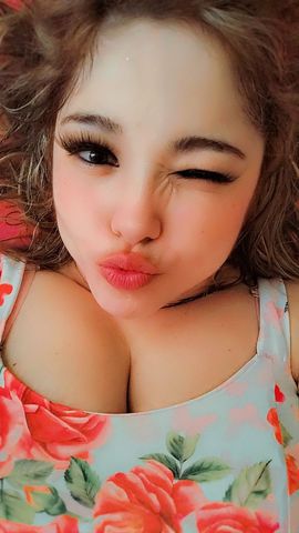 Olá sou Gordinha de Programa, feita para verdadeiros apreciadores, apenas homens que gostem desse estereótipo!
Sou gordinha sim e muito linda!
Charmosa, quente, sexy, delicada, maravilhosa, cheirosa, bonita e gostosa.
Entre mil e outras qualidades e acima de tudo, o importante é que sabe fazer gostoso, dá um show na hora do prazer!
Sou bem macia, bem fofinha, bem linda com formas avantajadas!
Imaginou? Pois é existe, sou eu mesma!
Uma morena com rostinho de bonequinha de porcelana.
Toda delicada, olhos castanhos, pele sedosa, macia e cheirosa.
Toda depilada, rosadinha Irresistível!
Você chega aos céus em questão de minutos.
Lábios ousadissimos, faz uma sacanagem de primeira! Lambidinhas inesquecíveis e com gosto de quero mais!
Seios fartíssimos, rosadinhas, bumbum avantajado grande que te faz enlouquecer!
Adoro um anal, porém dependendo do tamanho!
Rebolo, Remelexo gostoso! Aqui é intenso, sexo Frenético.
Sou deliciosíssima! Abusadamente gostosa!
Uma pantera na cama, insaciável.
Adoro namorar, beijar na boca, brincar de todas as maneiras e diversas posições.
Comigo não existe proibido, lógico que dentro do bom senso.