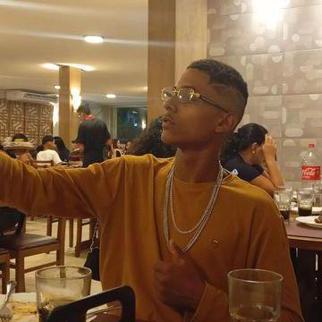 Só estou disponível para mulheres 